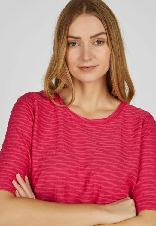 114301 Magenta Textured Round Neck T-Shirt Rabe