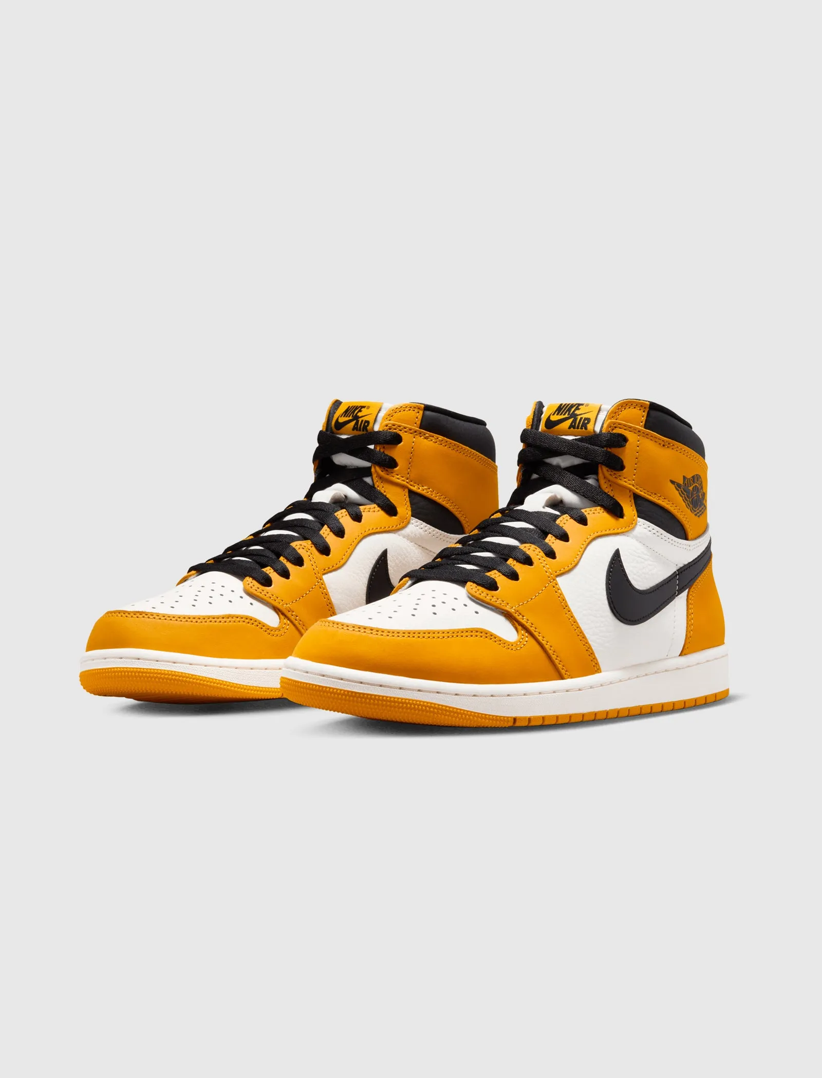 Air Jordan 1 Retro High OG Yellow Ochre sneakers