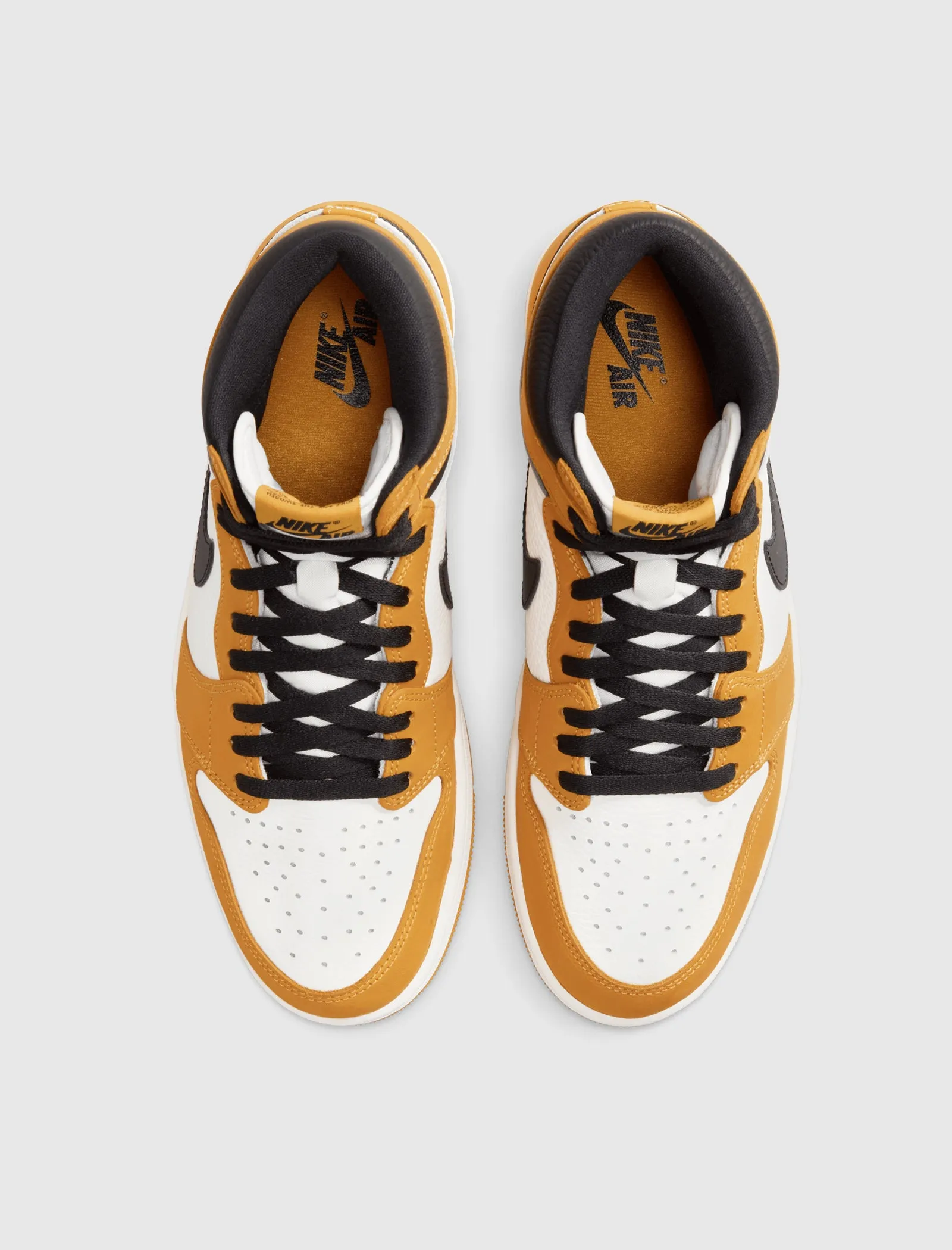 Air Jordan 1 Retro High OG Yellow Ochre sneakers