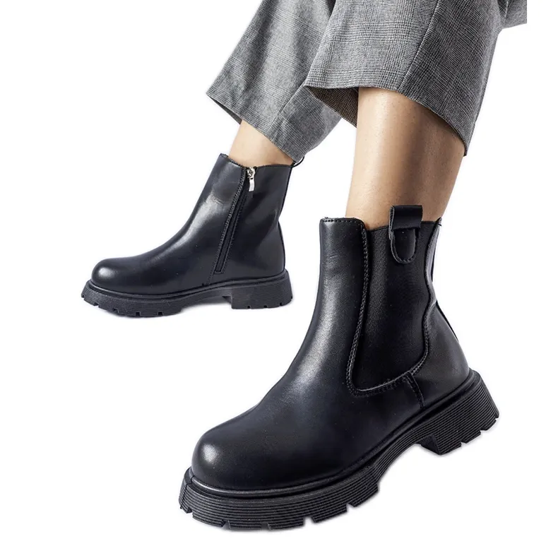 Black classic Giacinta ankle boots