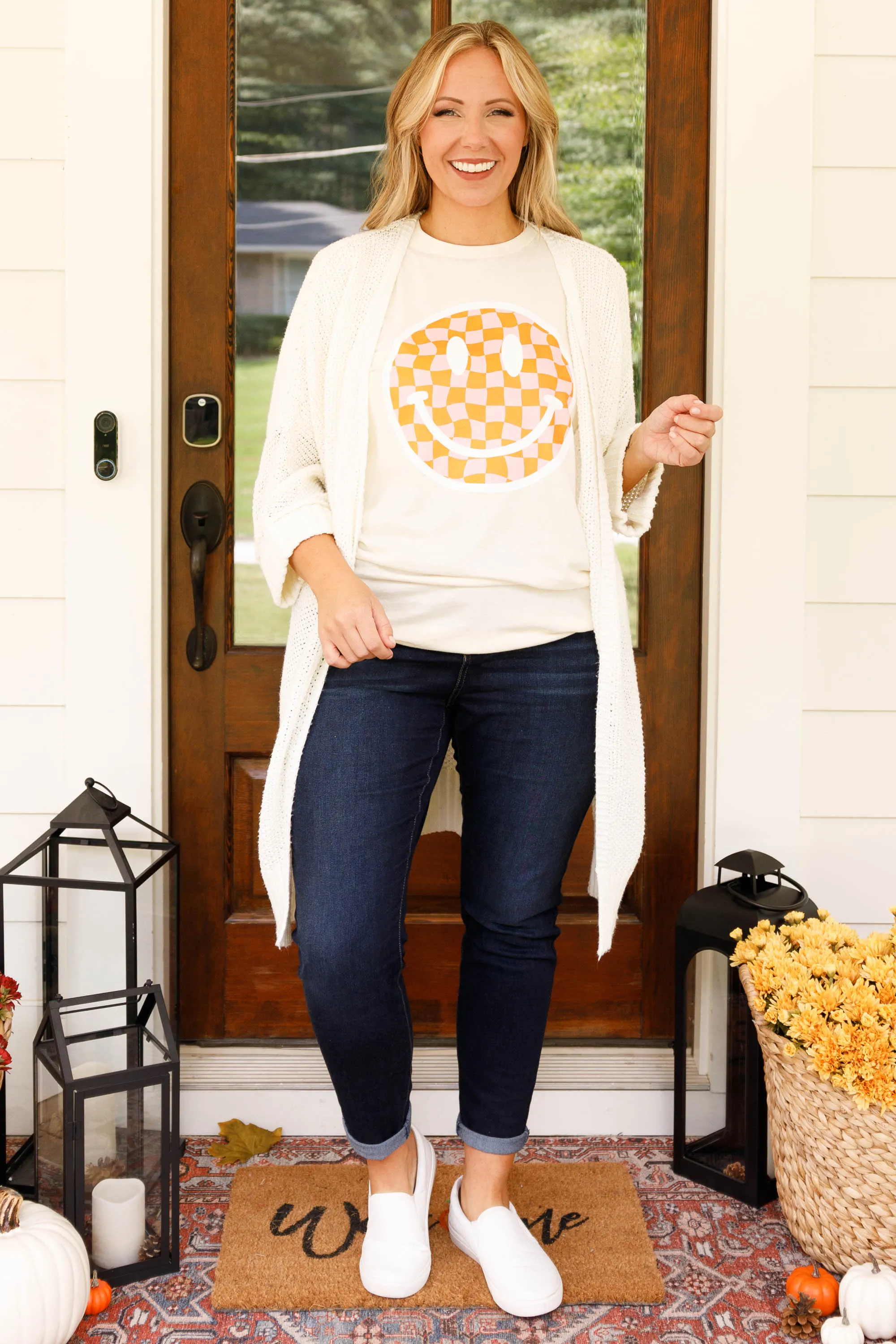 Checkered Pink Smiley T-Shirt, Natural.