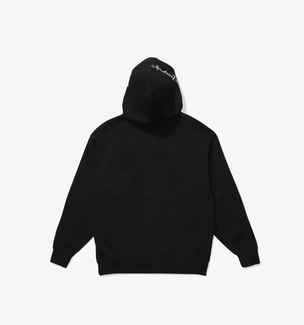 New Era | Gender-Neutral Street Style Logo Hoodies