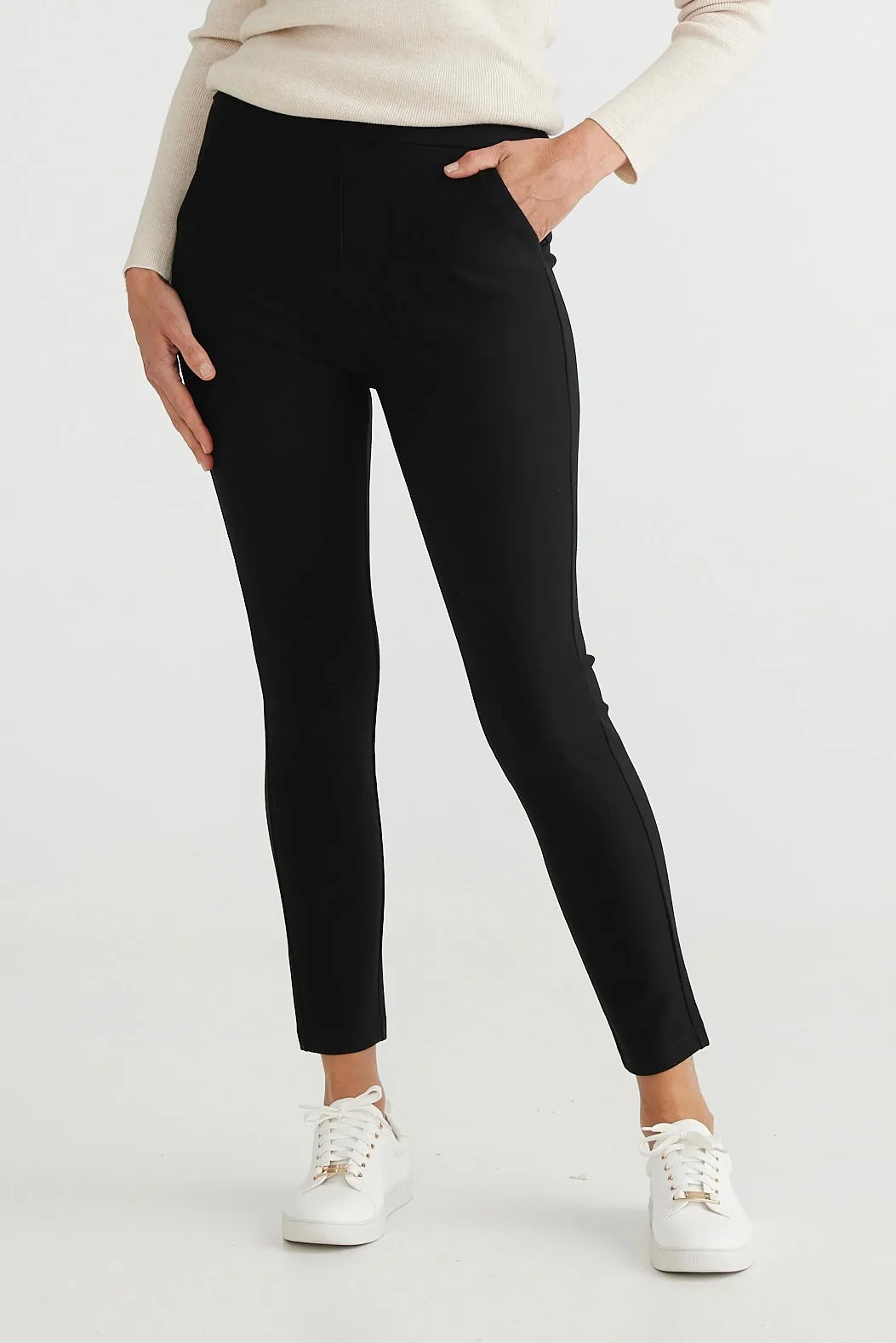 Pilot Pants Black - High-quality and Stylish