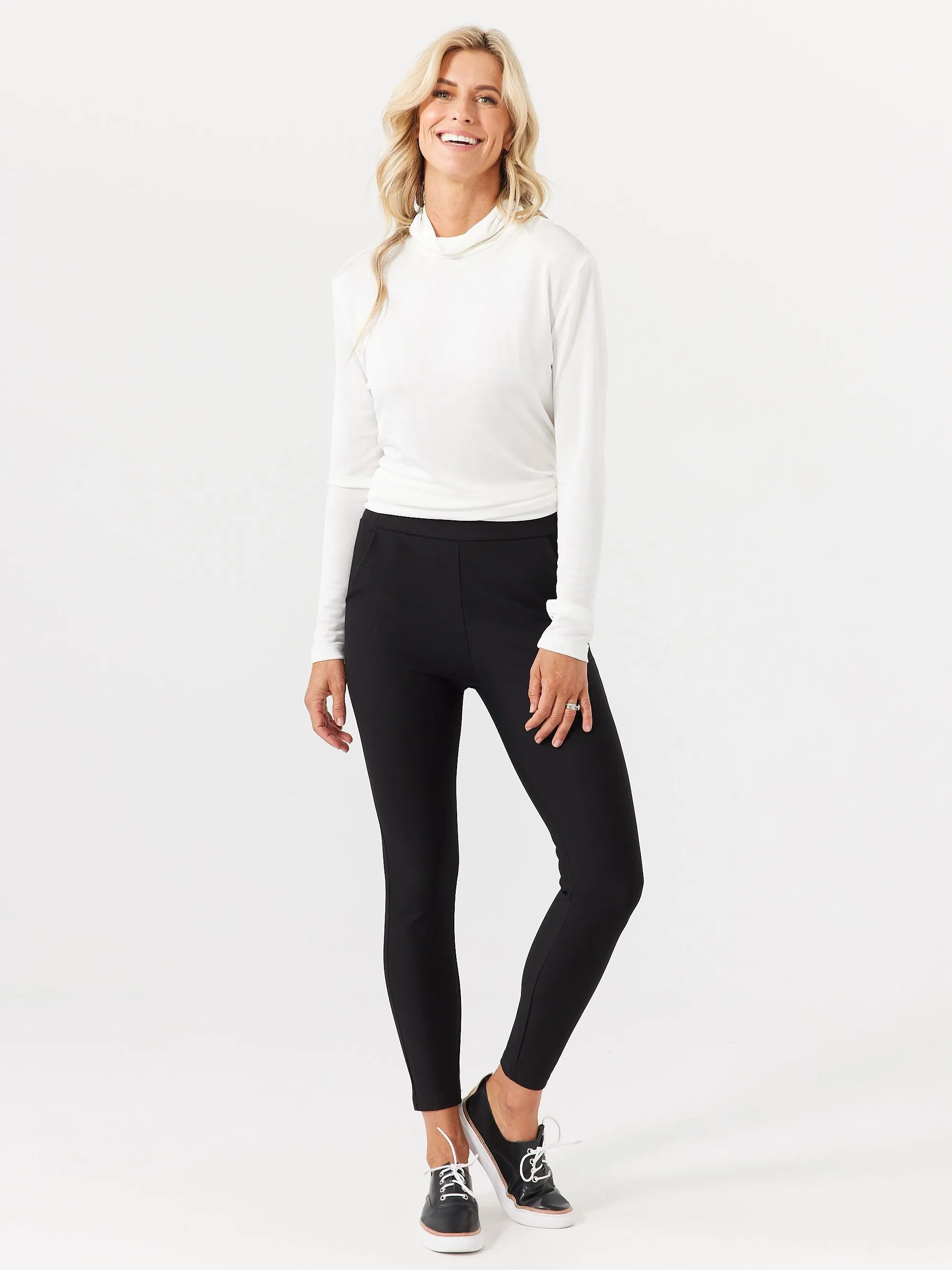 Pilot Pants Black - High-quality and Stylish